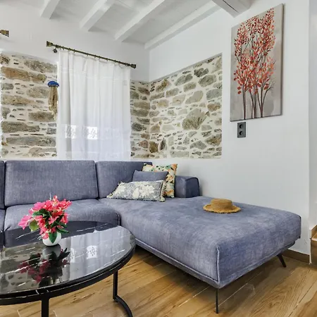 Larimis House בית נופש