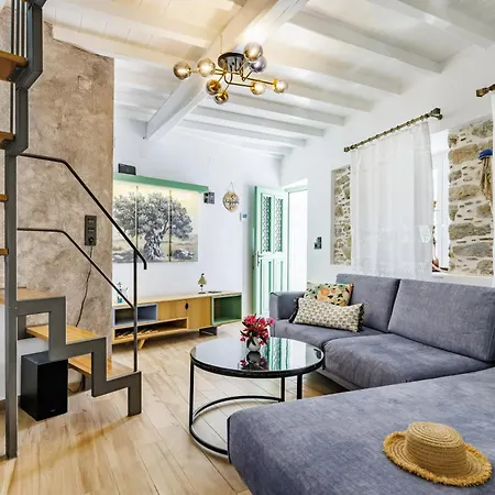 Larimis House Loutraki (Skopelos)