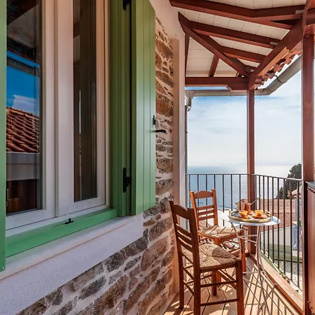 Feriehus Larimis House Loutraki (Skopelos)