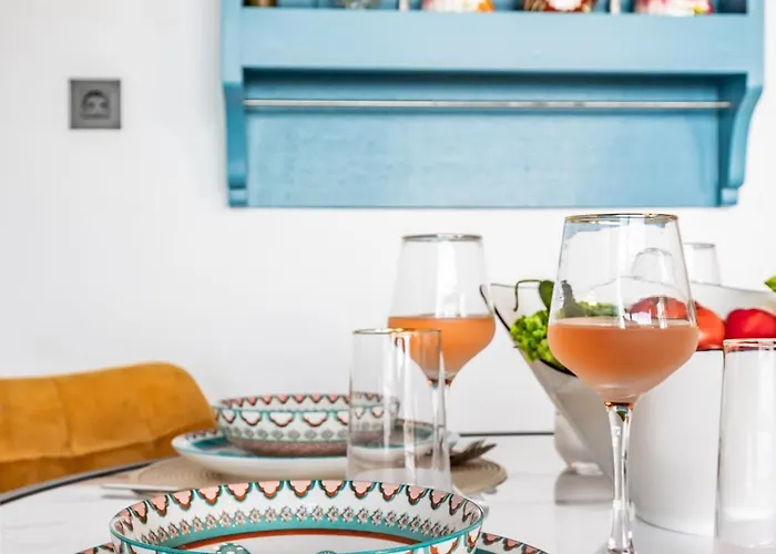 Larimis House לוטראקי