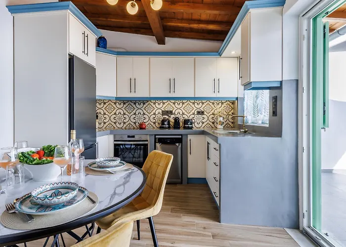 בית נופש Larimis House